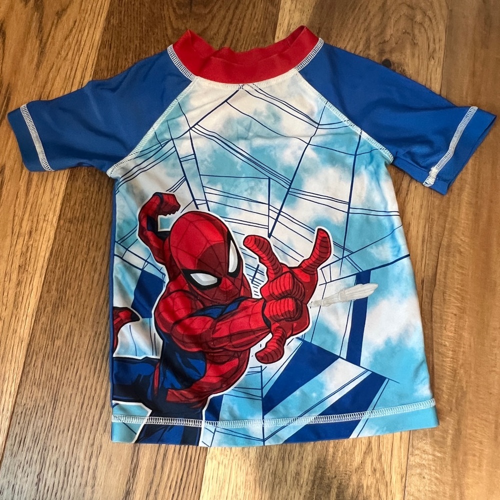 Toddler Boys Spider-Man Rashguard / Swimshirt ; size 3T